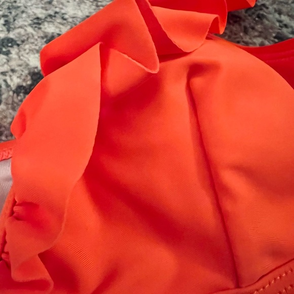 SUNCHASER || Ruffle Shoulder Bikini Top in Neon Orange - SZ Small - Picture 4 of 9